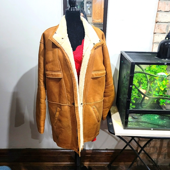 Vintage Authentic Sheepskin and Leather Jacket - Picture 3 of 9